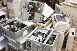 The Dangers of E-Waste for the Planet’s Health and Ours